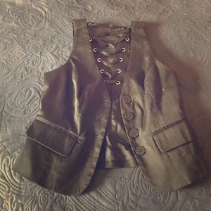 Laced up vest